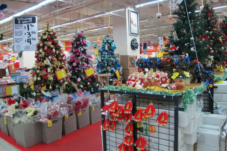 For The Budget Singaporean: 6 Best Spots To Get Christmas Decorations